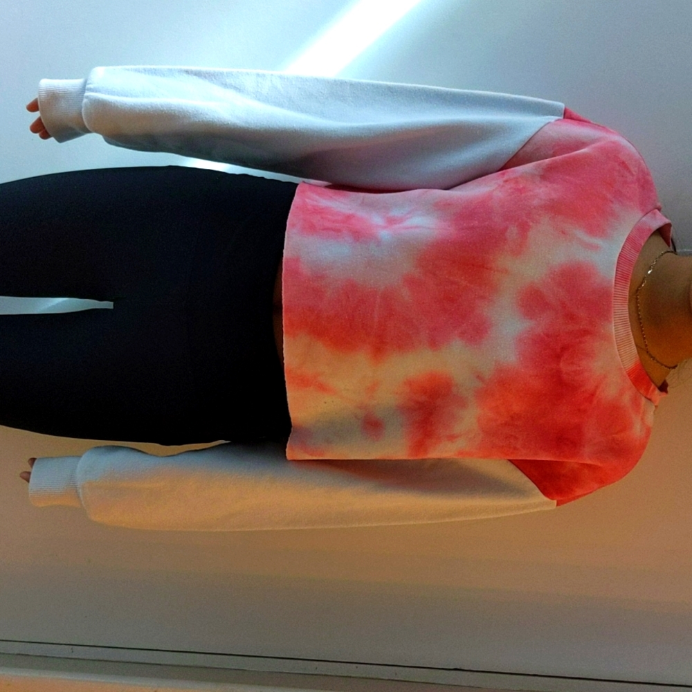 Cropped sweatshirt